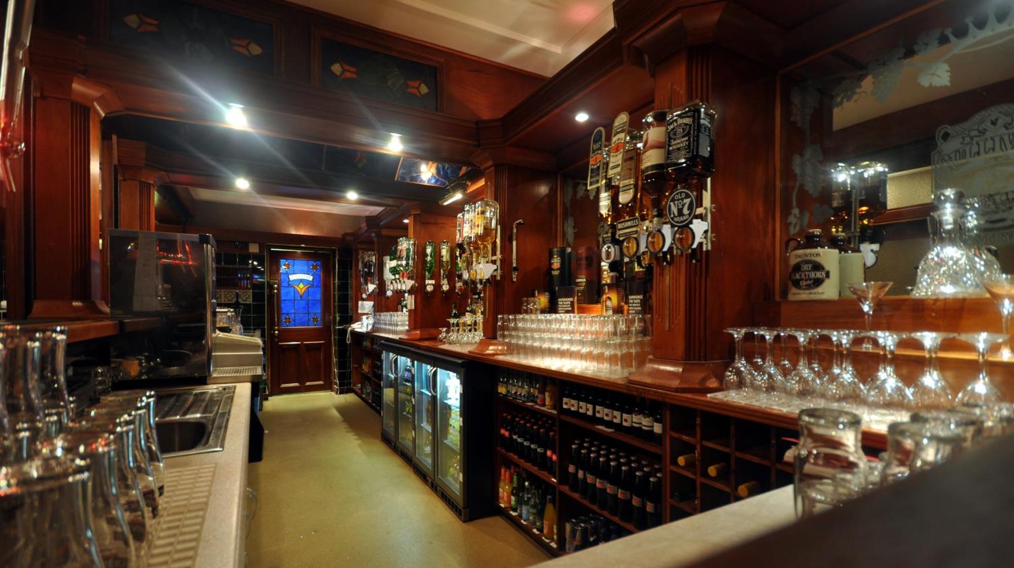 Royal Court Hotel Portrush Ngoại thất bức ảnh