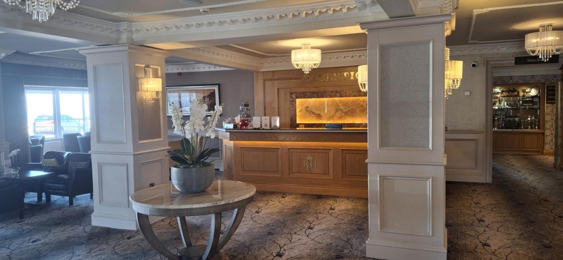 Royal Court Hotel Portrush Ngoại thất bức ảnh