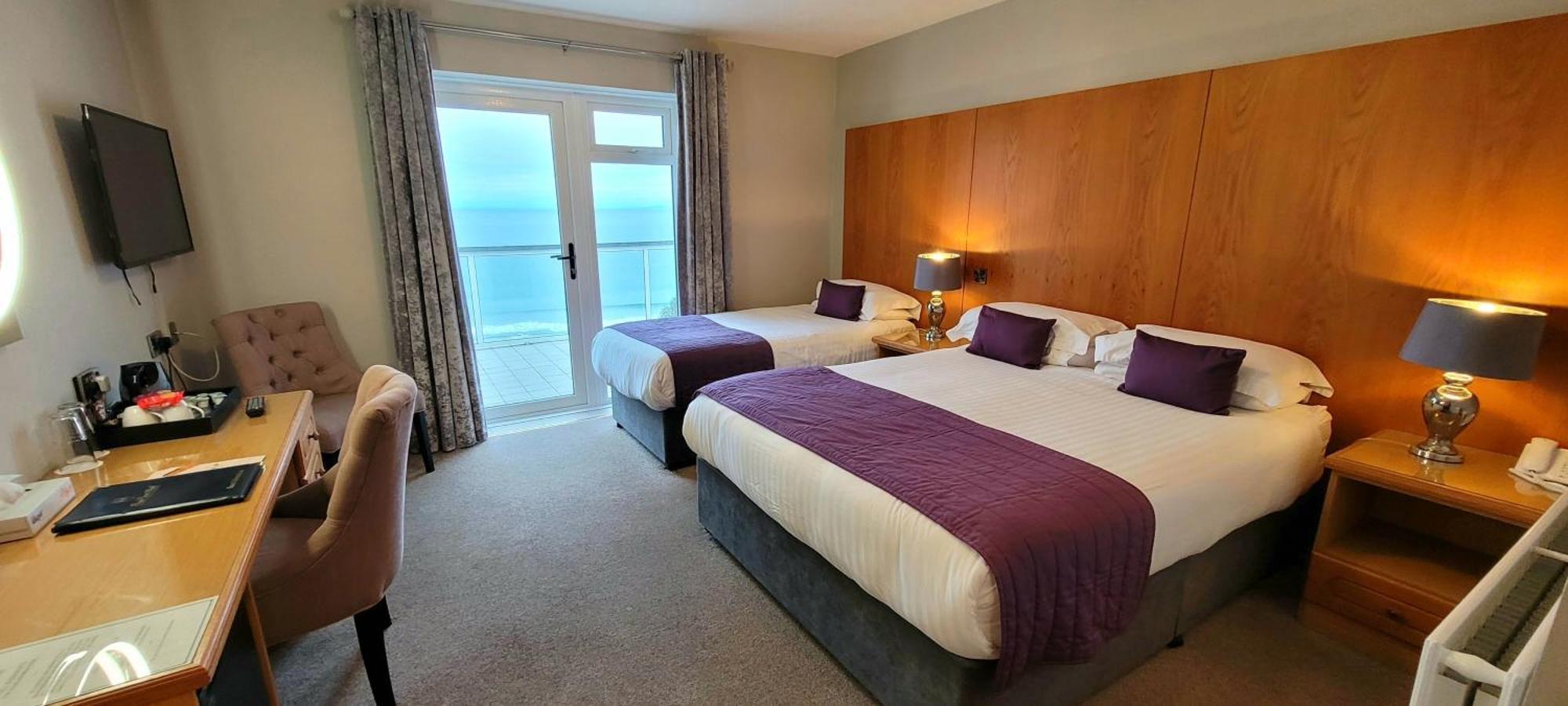 Royal Court Hotel Portrush Ngoại thất bức ảnh